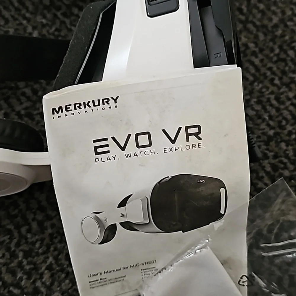 EVO VR Virtual Reality Headset